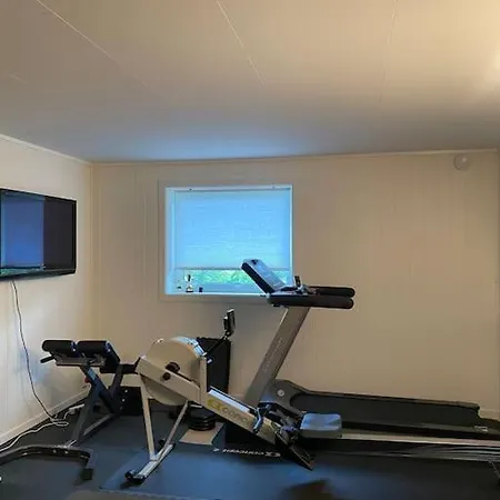Large House With Gym Casa vacanze